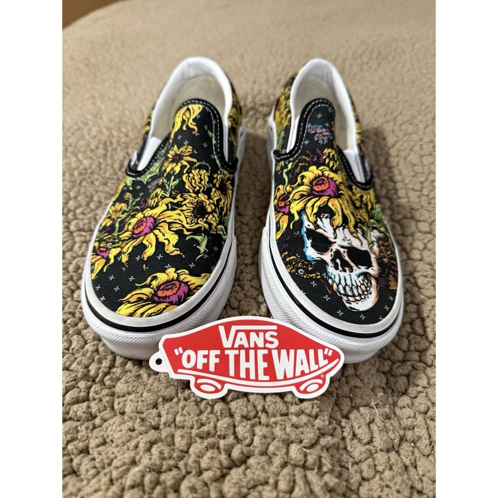 Rare Vans Classic Beauty Skull & Flowers Slip On Shoes Women's 6.5/Mens 5 W/Box